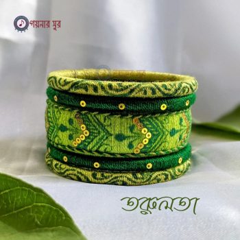 Green color customized handmade bangles - Torulota