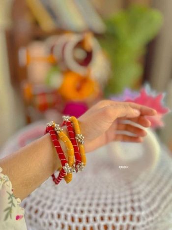 customise handmade bangles.